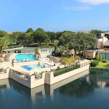 Island Club 2 Apartment